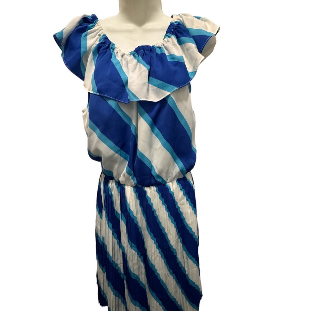Lilly Pulitzer size s blue resort white crowley sail stripe dress